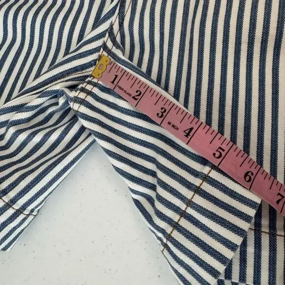Chicos 2 Denim Mercado Trouser Shorts Women's Sz 12 Blue White Stripe 6.5 Inseam - Picture 10 of 10